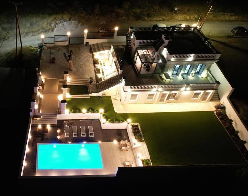 The White House Beach Villa Ραφήνα Εξωτερικό φωτογραφία